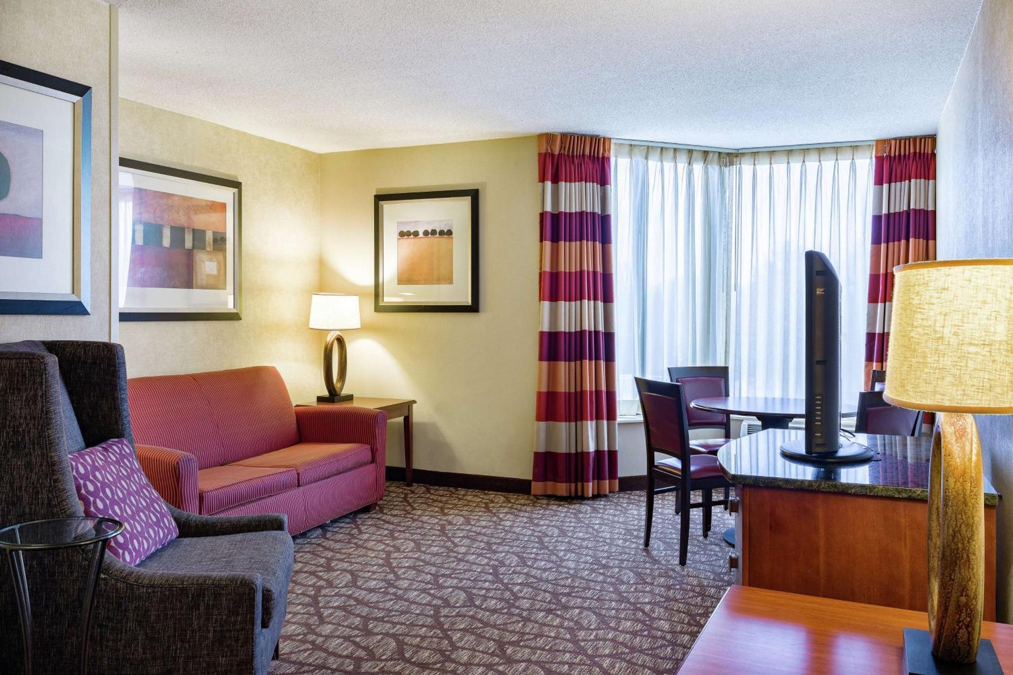 Doubletree By Hilton Johnson City Exteriér fotografie