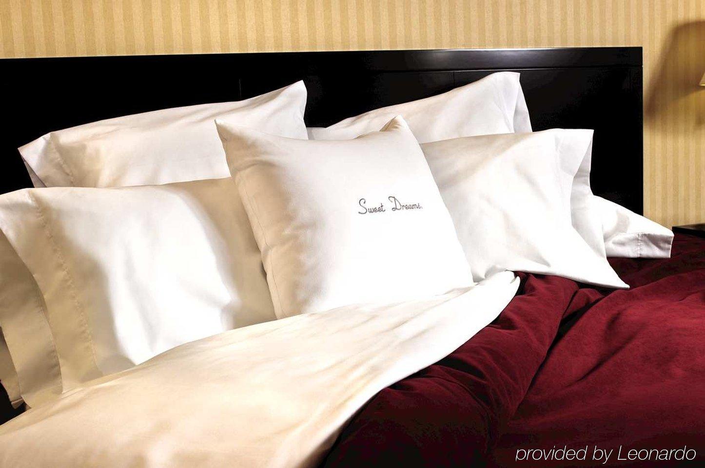Doubletree By Hilton Johnson City Pokoj fotografie